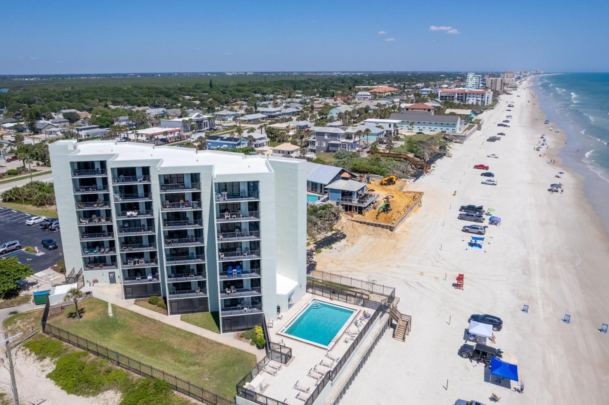 Ocean View With A Beachfront Pool At Ocean Trillium Condo ~ 702 New Smyrna Beach Eksteriør bilde