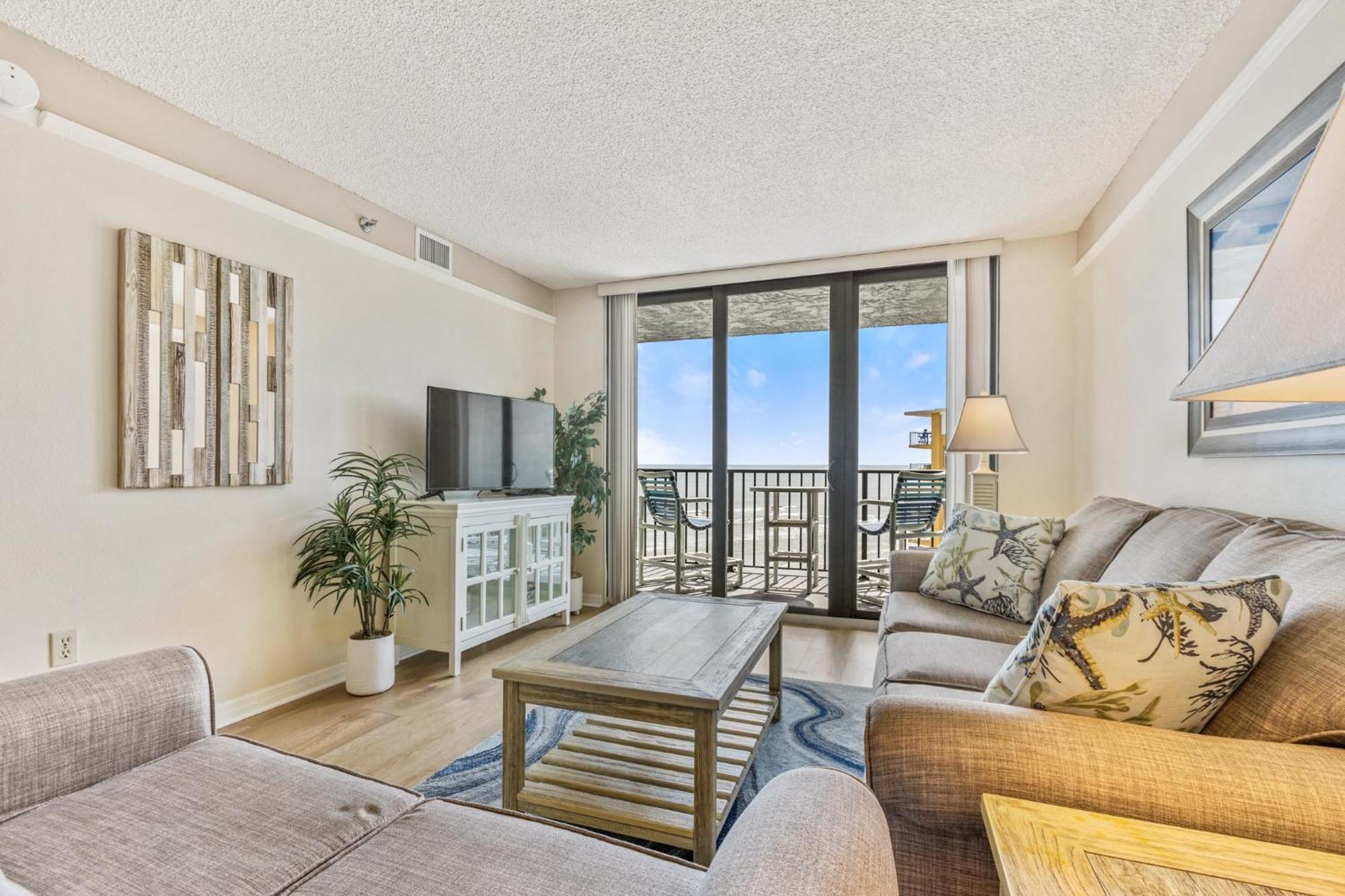 Ocean View With A Beachfront Pool At Ocean Trillium Condo ~ 702 New Smyrna Beach Eksteriør bilde